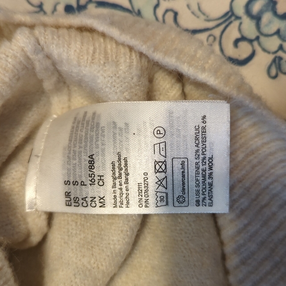 Cream H&M Sweater - Picture 3 of 4